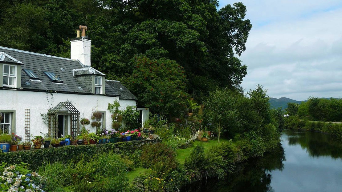 Cottage on riverbank, Crinan Wood