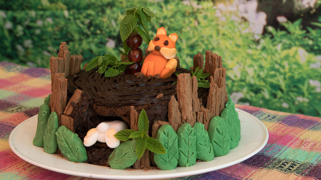 Woodland-themed cake