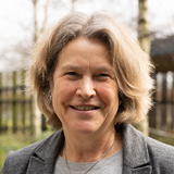 Head and shoulders picture of Marina Wyatt, Woodland Trust trustee.